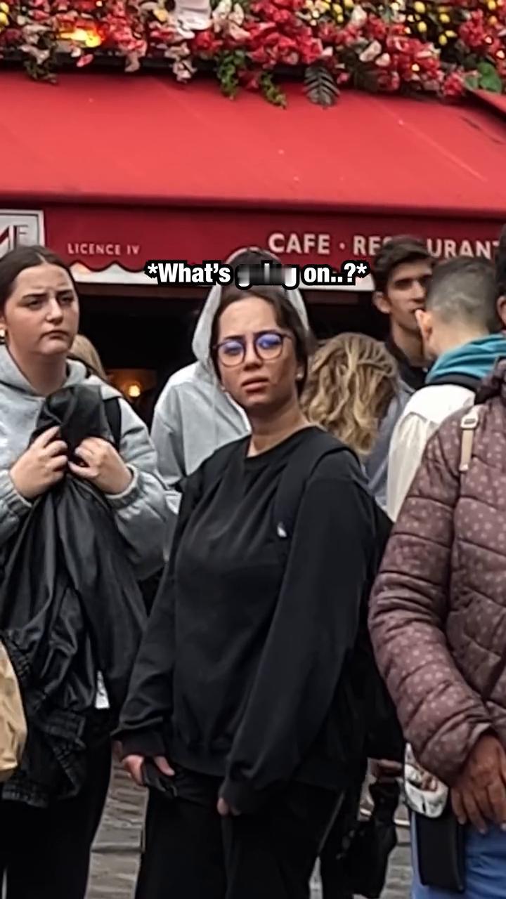 When she starts to play，My daughter want