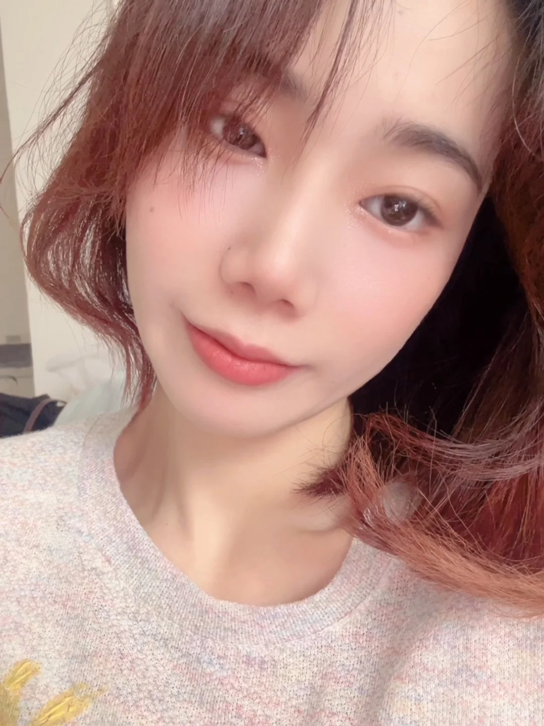 Live~谁还没个双眼皮~