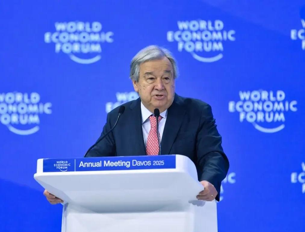 古特雷斯对伊朗宣布开放霍尔木兹海峡表示欢迎

联合国秘书长古特雷斯17日通过发言