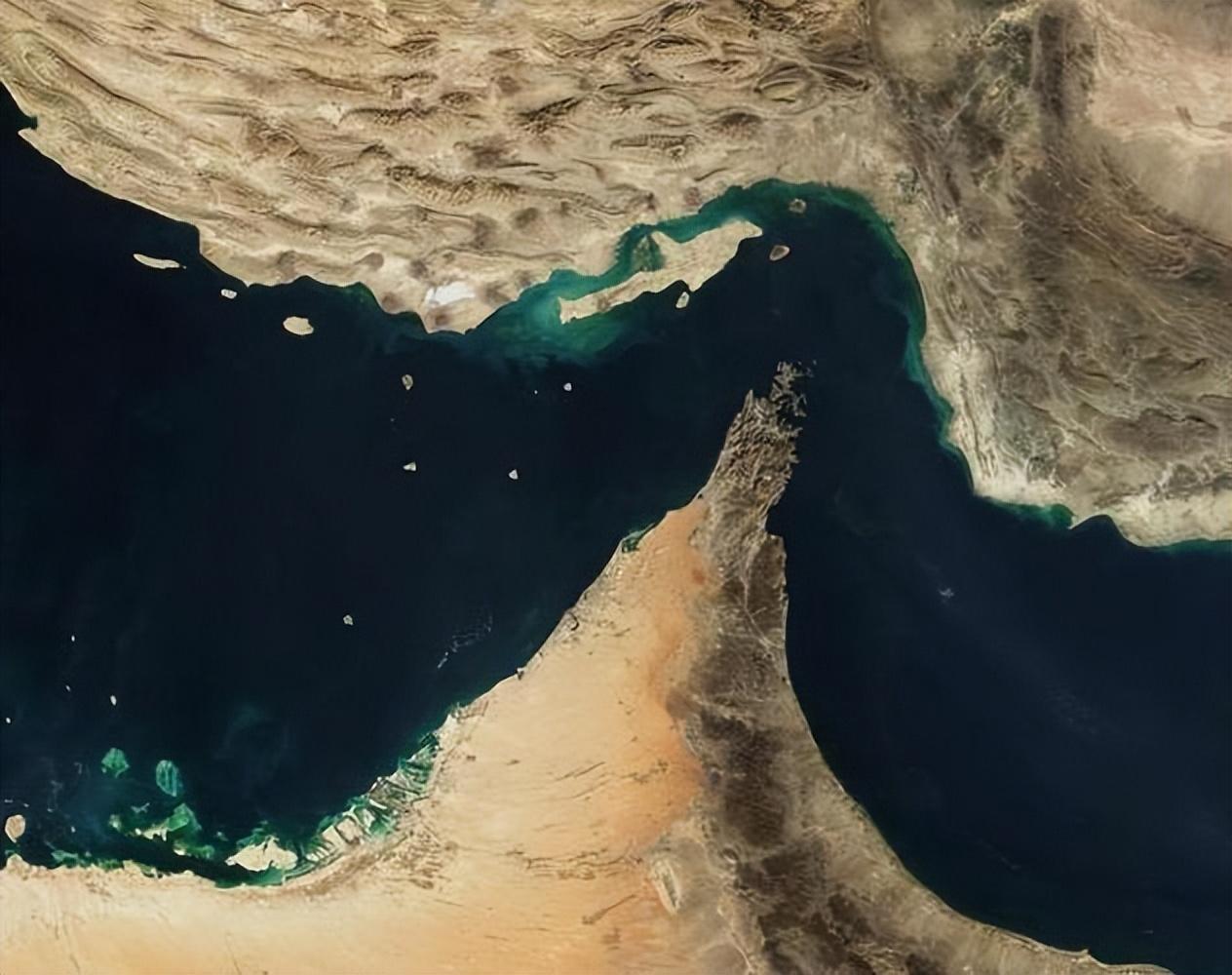 【热点评述】伊朗为何敢硬刚美国，甚至公开宣布拒绝与美方谈判，伊朗的底气何在？
原