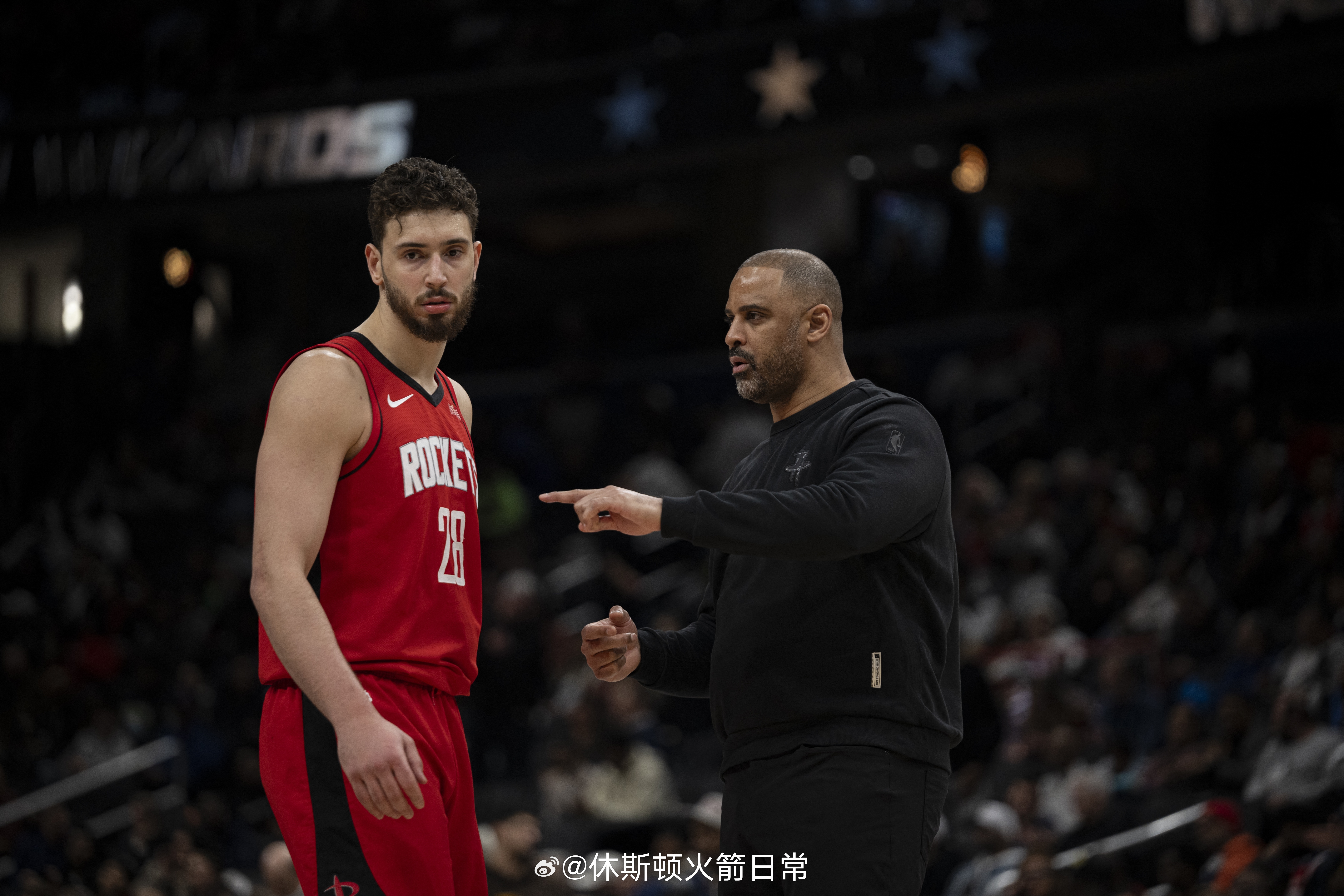 记者问乌度卡，是否觉得自己的球队拥有与西部顶级强队（亚历山大、约基奇、文班亚马等