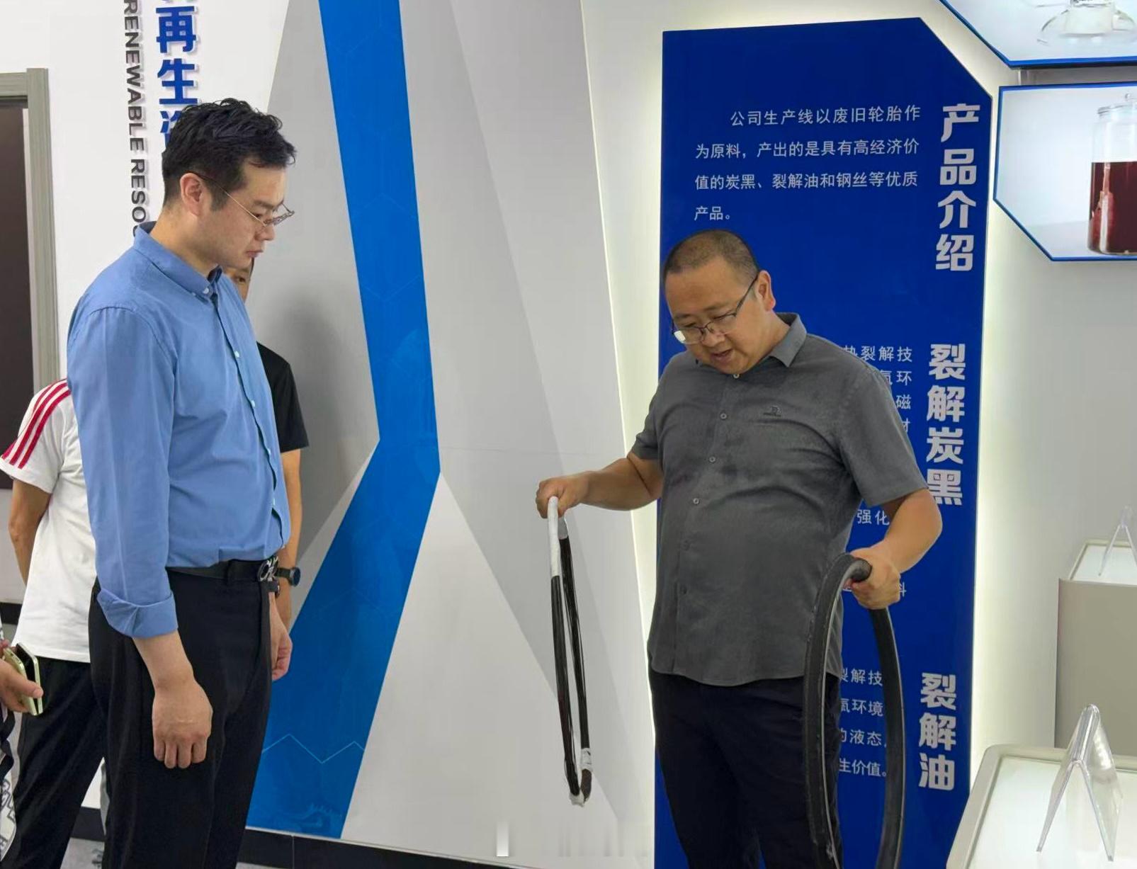 回想一下每个人的人生全是失败：不断被追求的人和事拒绝，也没能阻止朋友走上歧路。但