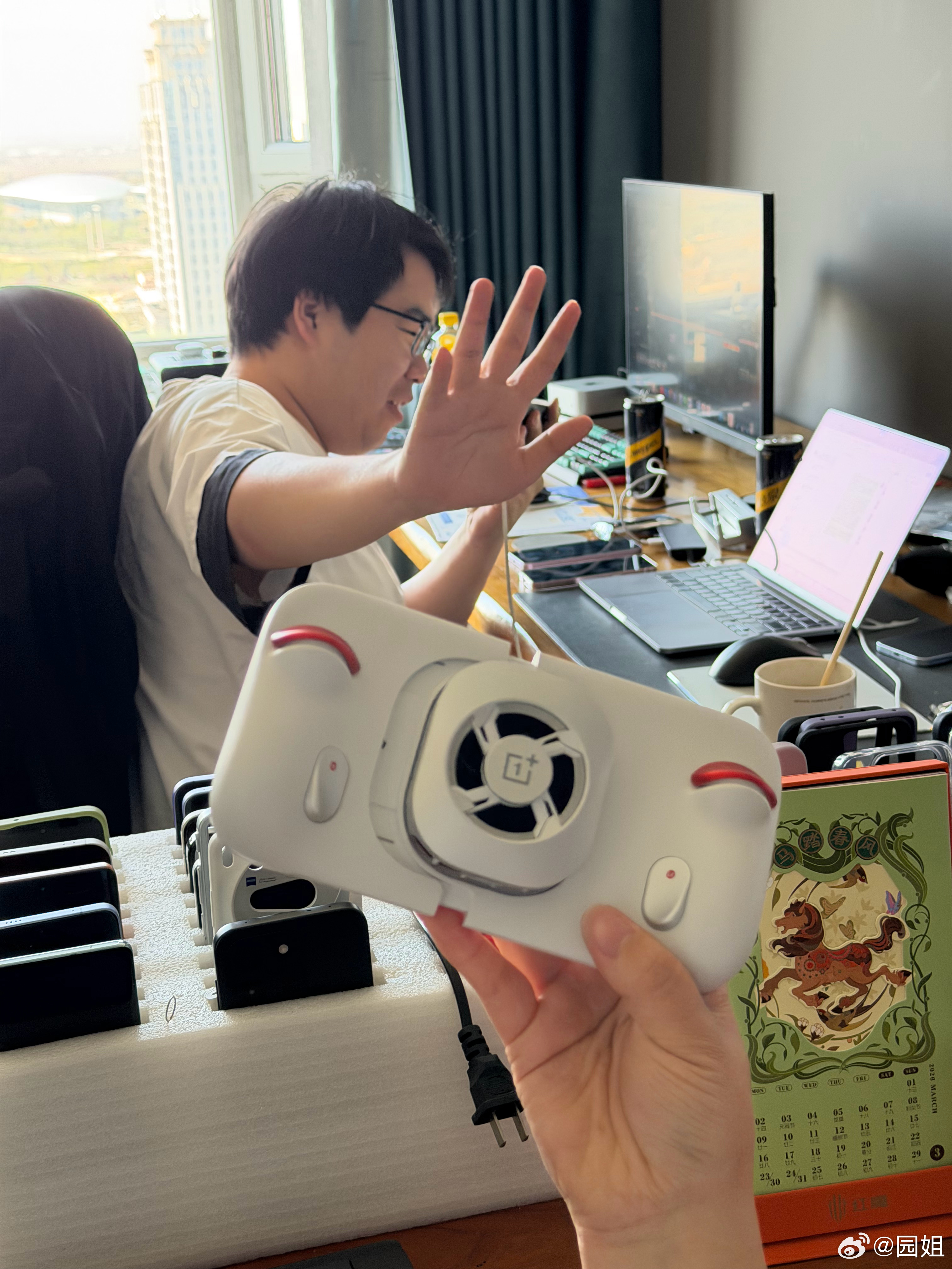 自从换了这台一加Ace6 至尊版以后，他们都不陪我玩游戏了