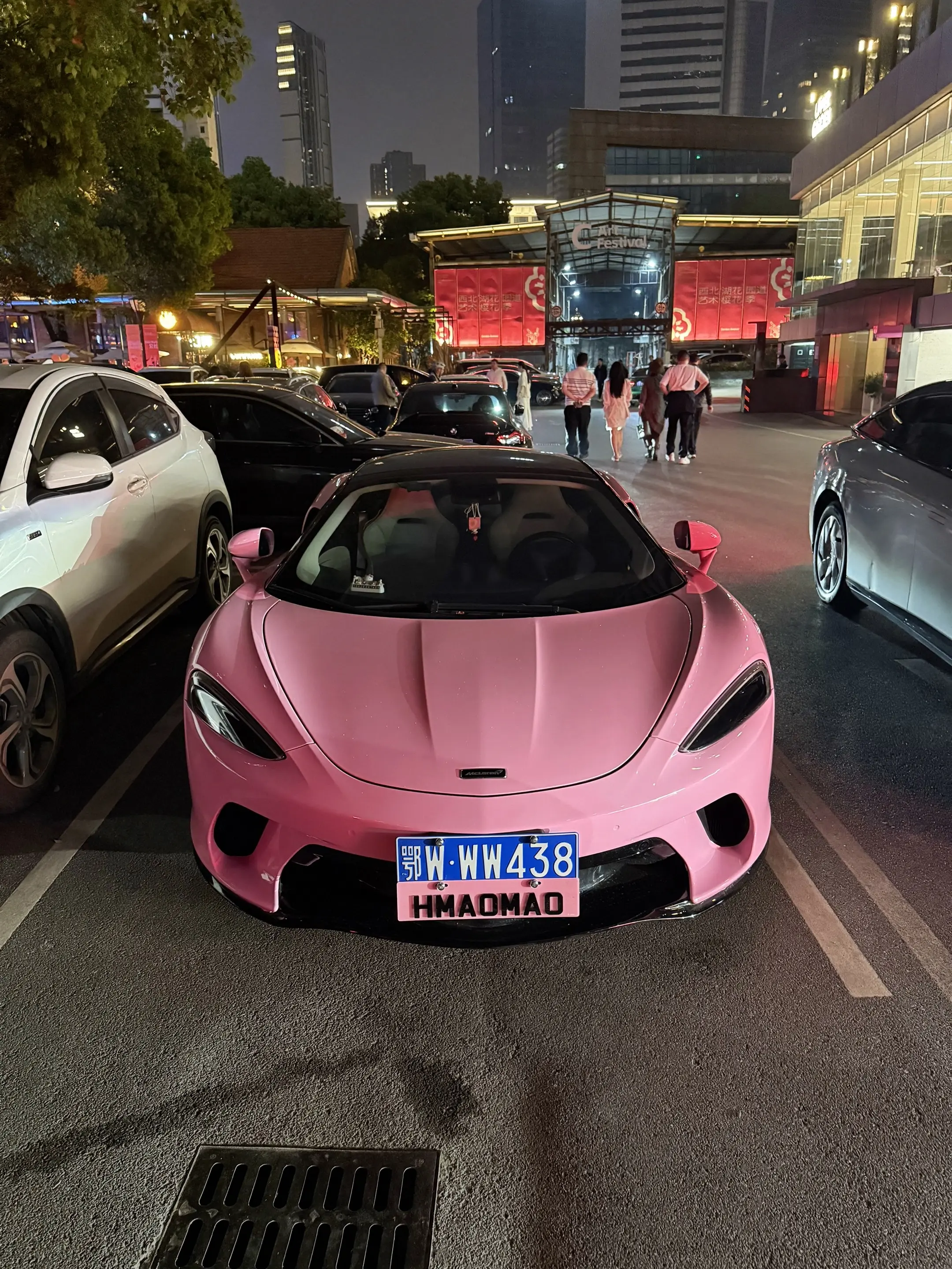 粉色迈凯伦GT更适合女孩子💗💗😃