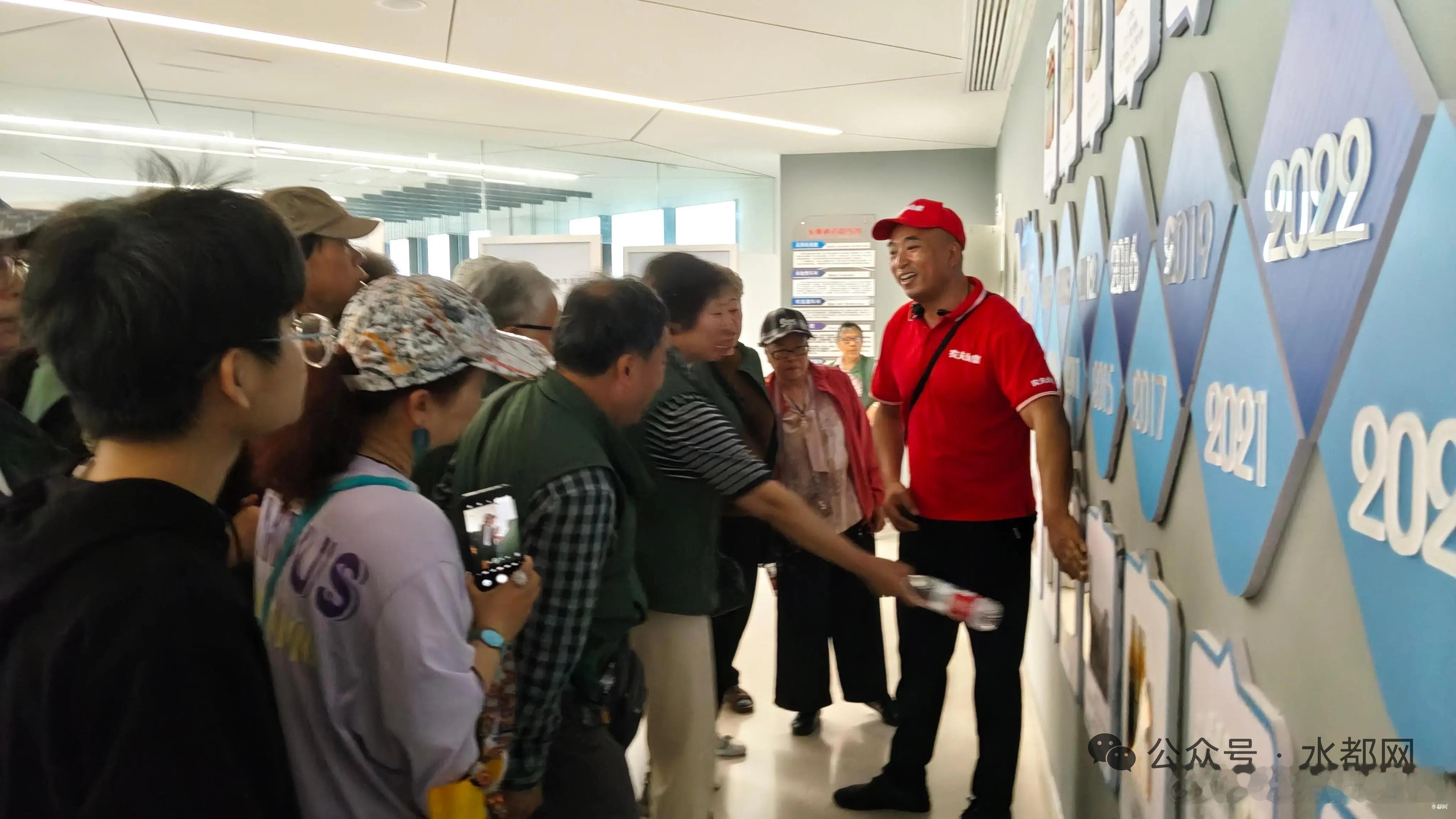 魅力丹江口  江苏、贵州、重庆的游客包机来丹江口啦~ 5月12十堰至南通、茅台包