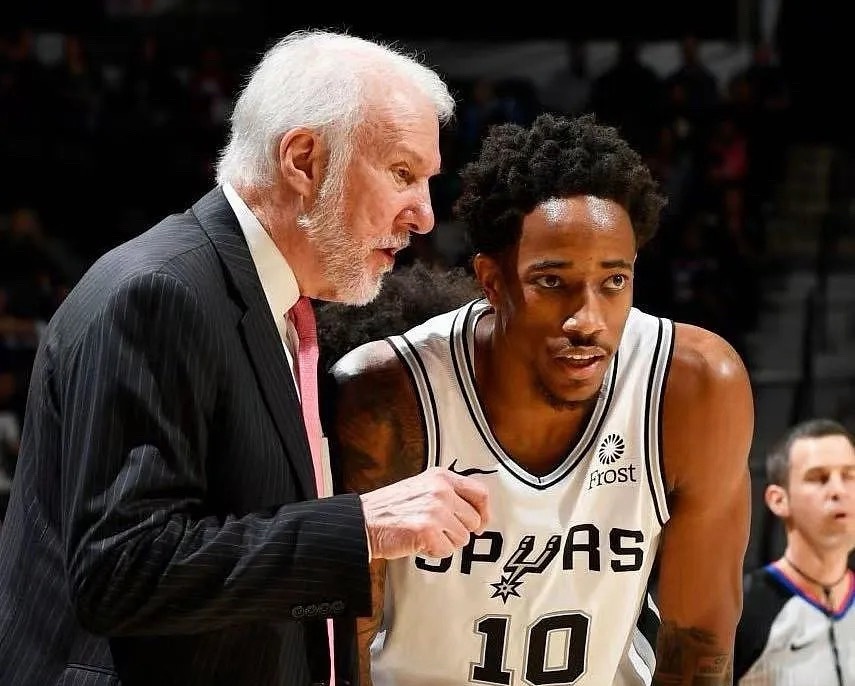 据美国媒体报道，德玛尔·德罗赞在采访中透露，格雷格·波波维奇曾用“欺骗”的方式，