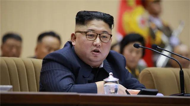 日本为什么独独对朝鲜瑟瑟发抖？很多人以为是怕平壤的核按钮，错了！真相是，朝鲜是全