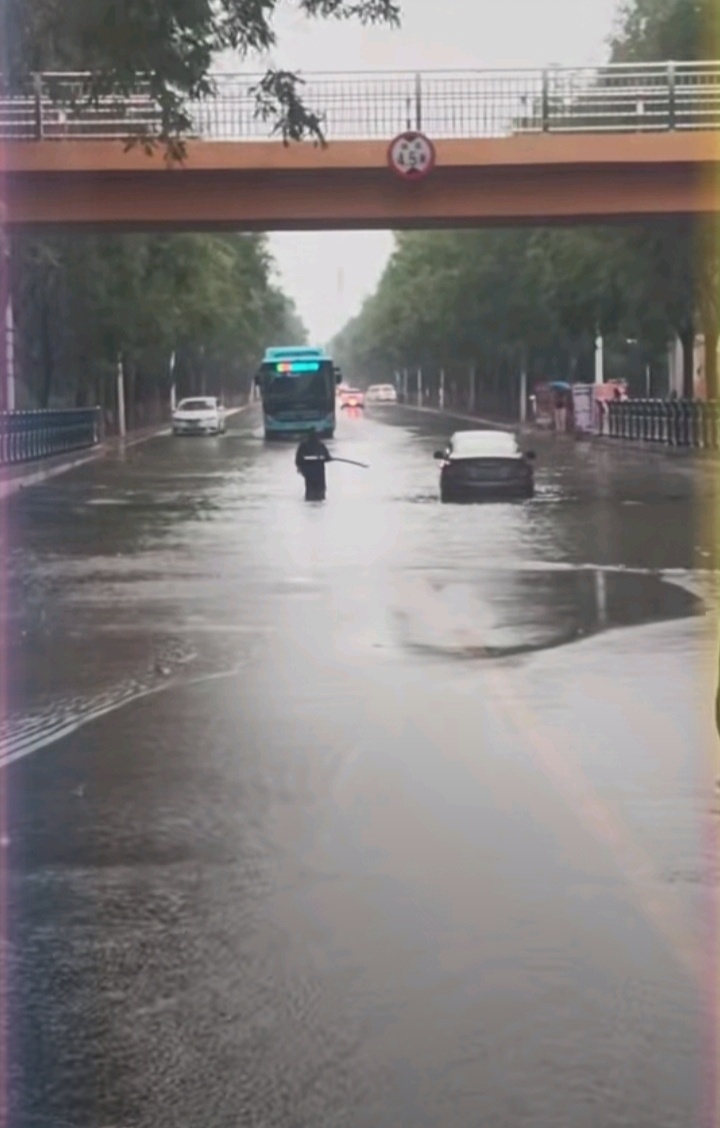不要再下雨了，别下了，别下了，别下了，感觉又要下雨了日常碎碎念 分享雨天 