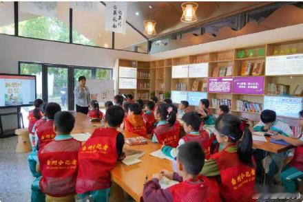 台州小记者们用笔捕捉乡村振兴的生动细节天台开展小记者亲子研学活动，游玩体验、徒步