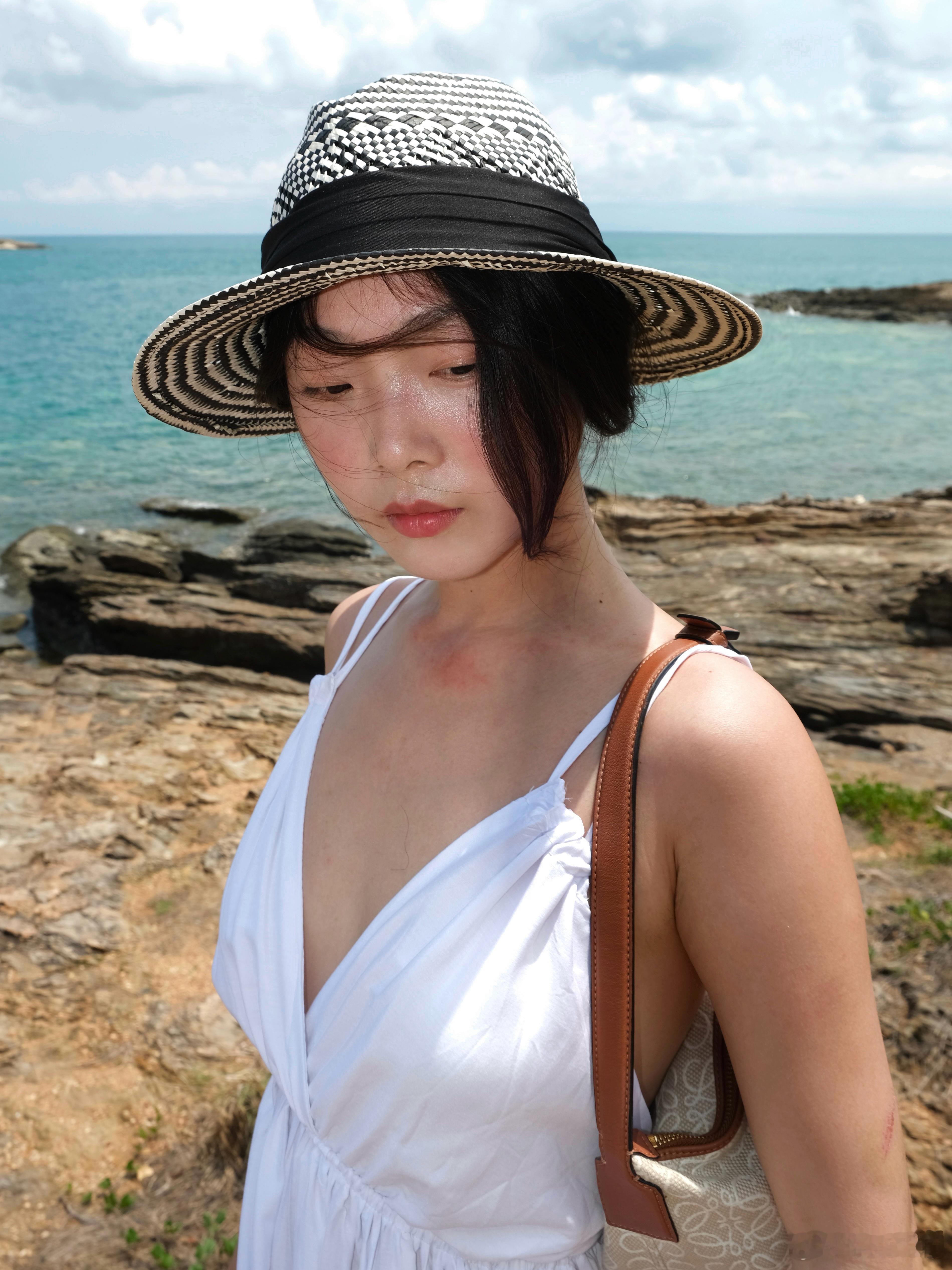 离开沙美岛前最后一次去了日出点。每一次，骑着摩托绕着弯弯曲曲的盘山路就上来了。在