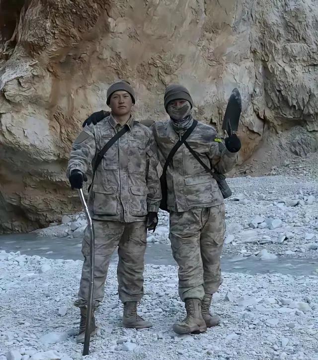 必须为我们的边防战士点赞，现代化战争可以跟你们打，任何敌人都无所畏惧，如果跟我们