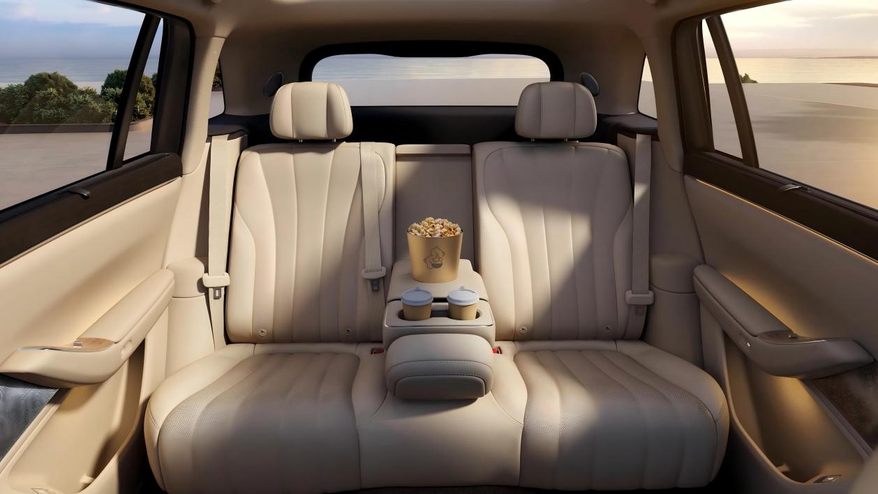 春节快到了，今年过年除了回家，还有非常多人索性选择自驾游带着一家老小出去旅行了，