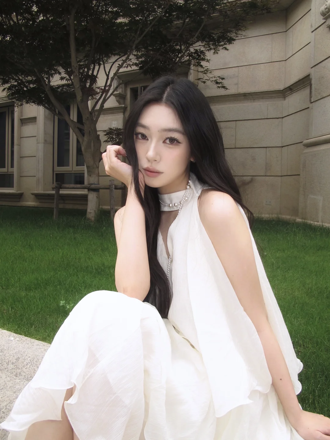 是白色的🕊️