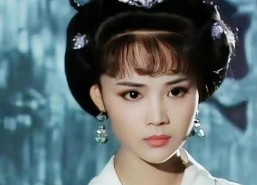 李隆基上位的那个晚上，谁都没见，就把全天下最聪明的女人，上官婉儿，锁进了密室，第