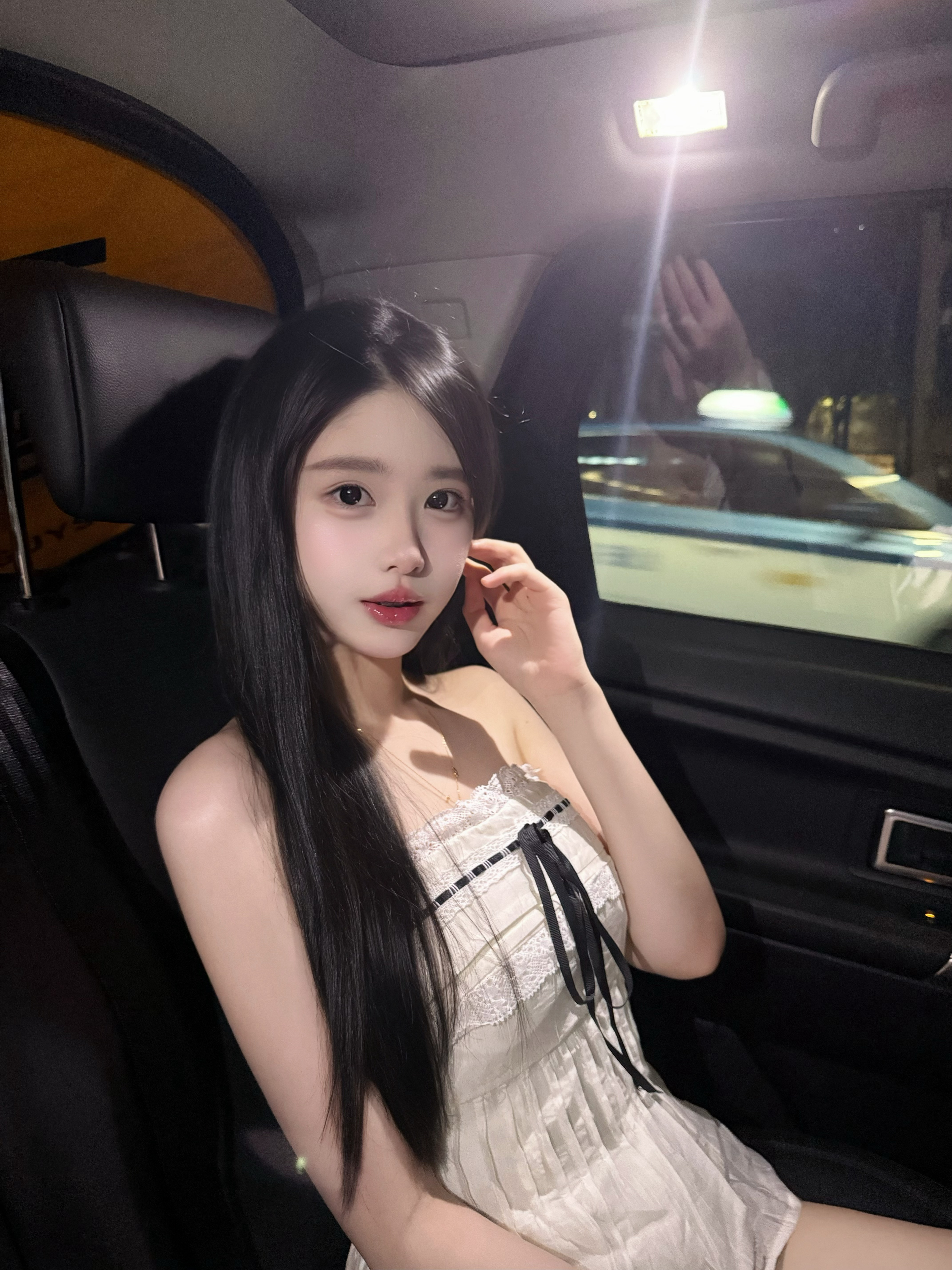 这天咋这么冷啊 冷的我得了最近很火的那个什么冷脸萌 