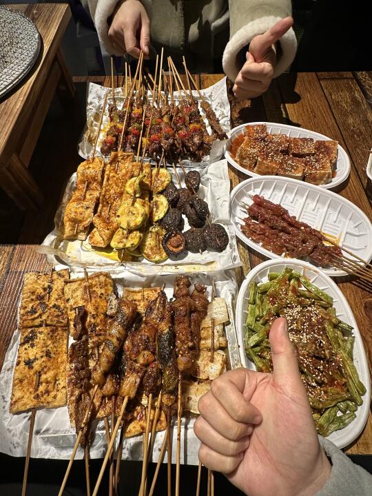 （柳州）毫不起眼却真正好吃的烧烤店…🥹🥹