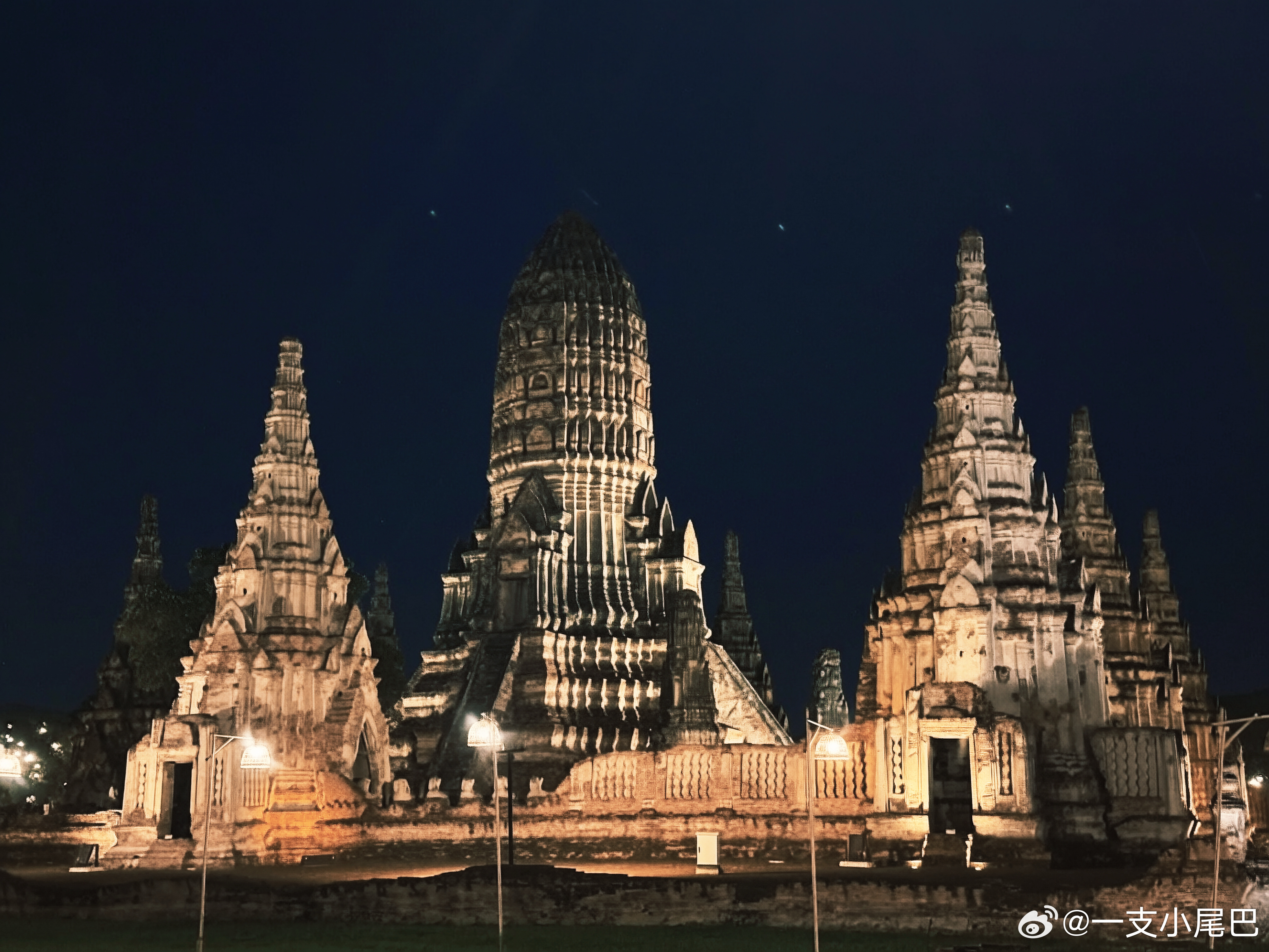 大成府一日游来泰国旅行一定不要错过这个世界遗产小城从曼谷出发1.5h！只需花3块