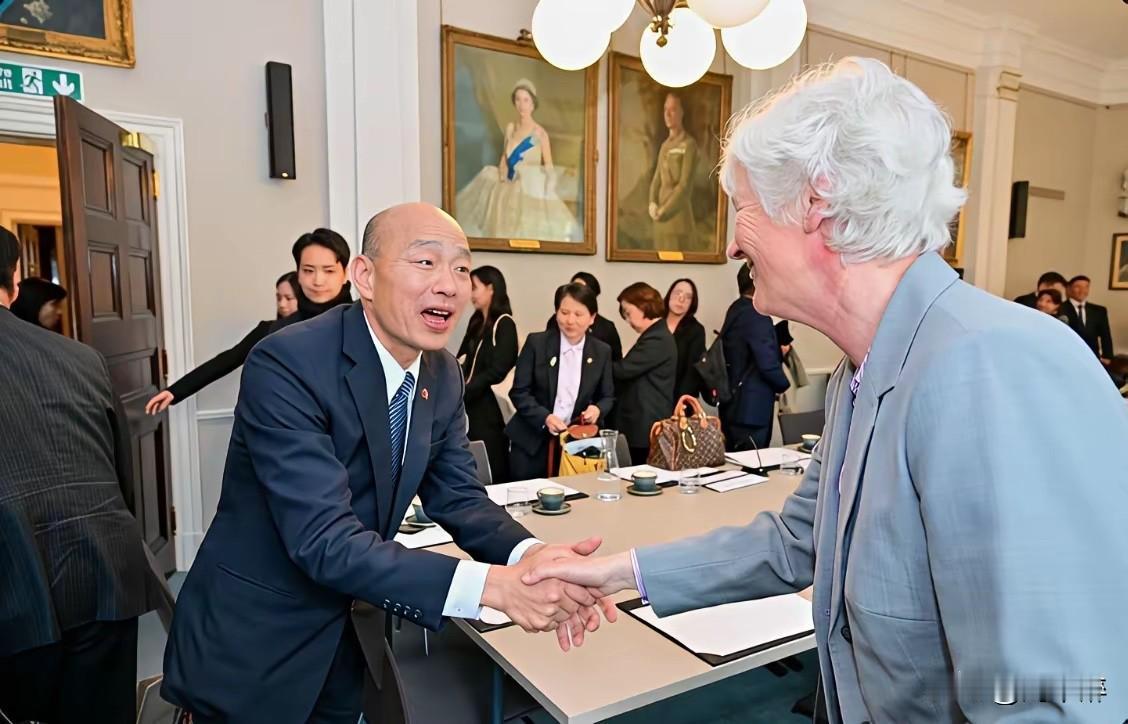 韩国瑜是个什么样的人？
一人评一句。