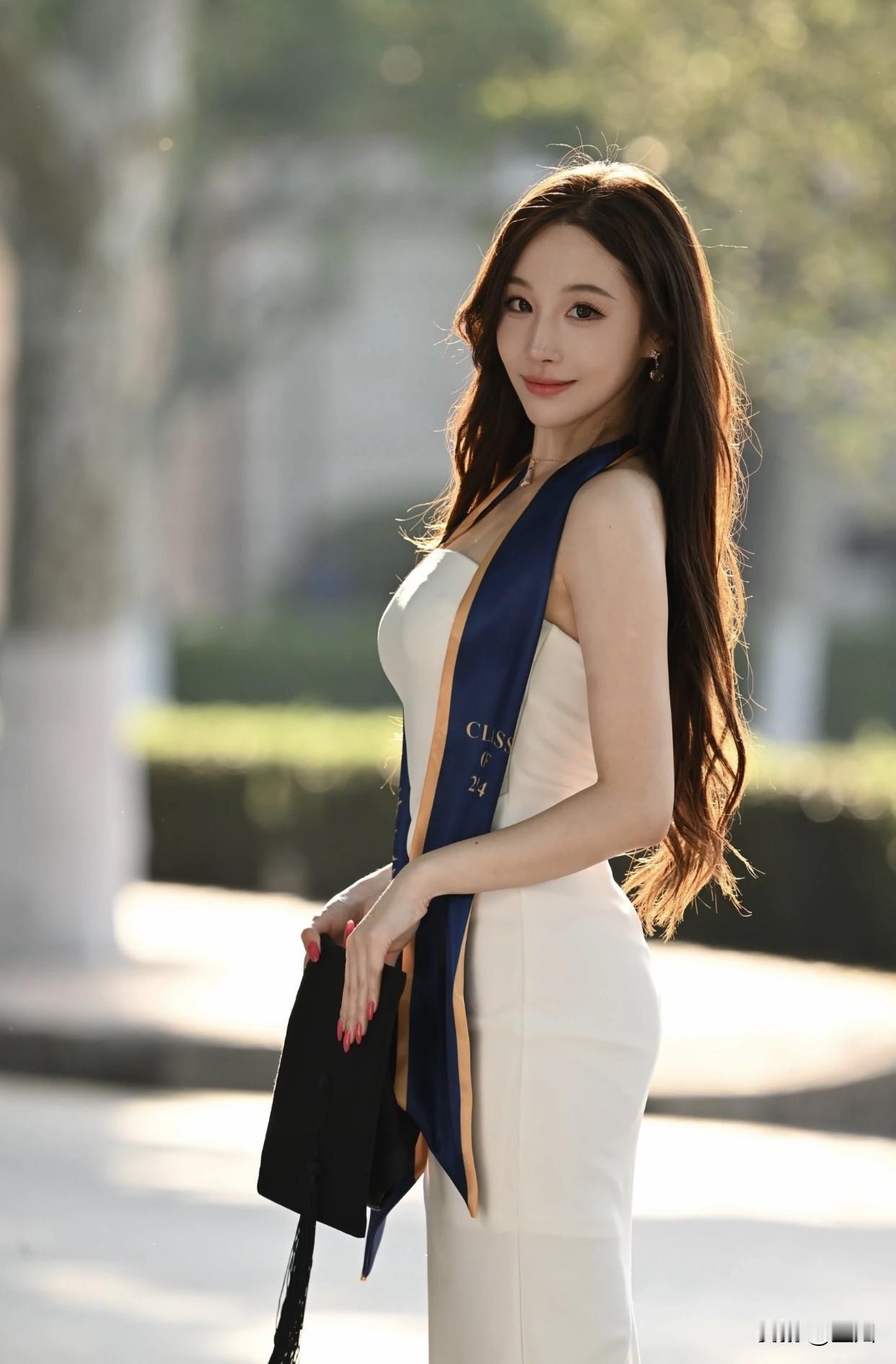 为什么独立的女人最有魅力?独立女性有资源互补效应，遇到危机解决问题能力强，能带来