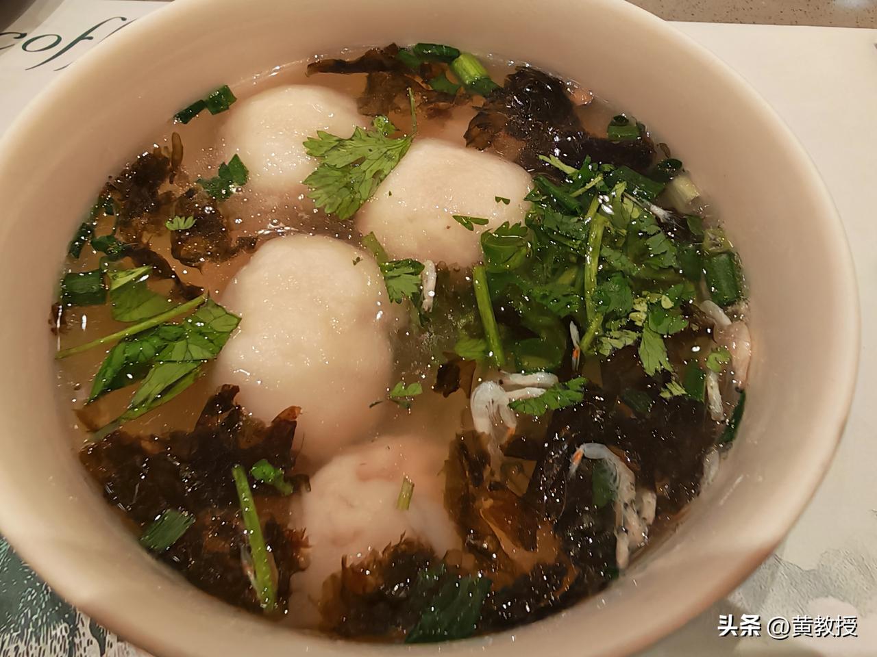 满20块钱了
猜猜
这是哪里的早餐？