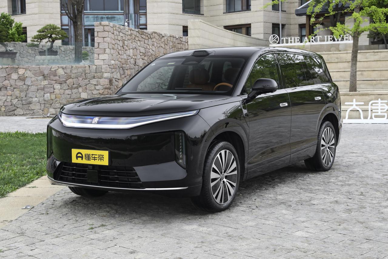 比亚迪又一爆款！大唐重磅预售25万起，最大续航950Km+闪充
家人们！比亚迪又