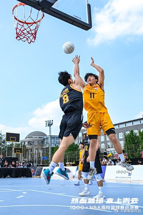 NBAiqoo热血篮球直上青云iQOOxNBA高校篮球赛iQOO15T  篮球赛
