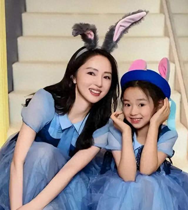 想不到！已经再婚的董璇，竟给“一无所有”的高云翔留了一手好牌