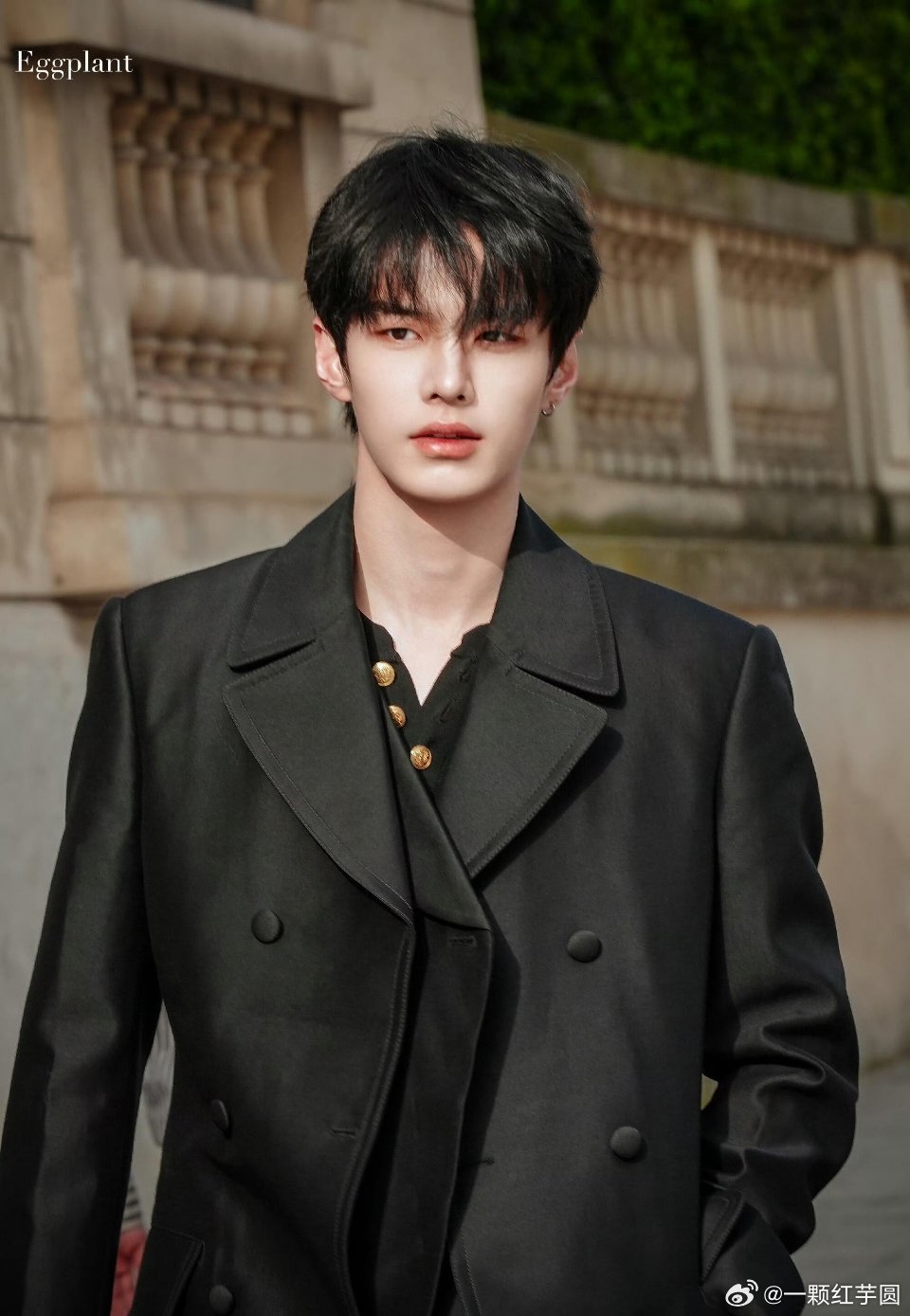 何与 巴黎街拍大片！轻轻松松为国争光的美貌