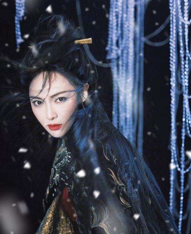 唐嫣年轻时古偶爽剧还是演太少了，浪费颜值这脸这身段一摆，真的赢麻了！唐嫣[超话]