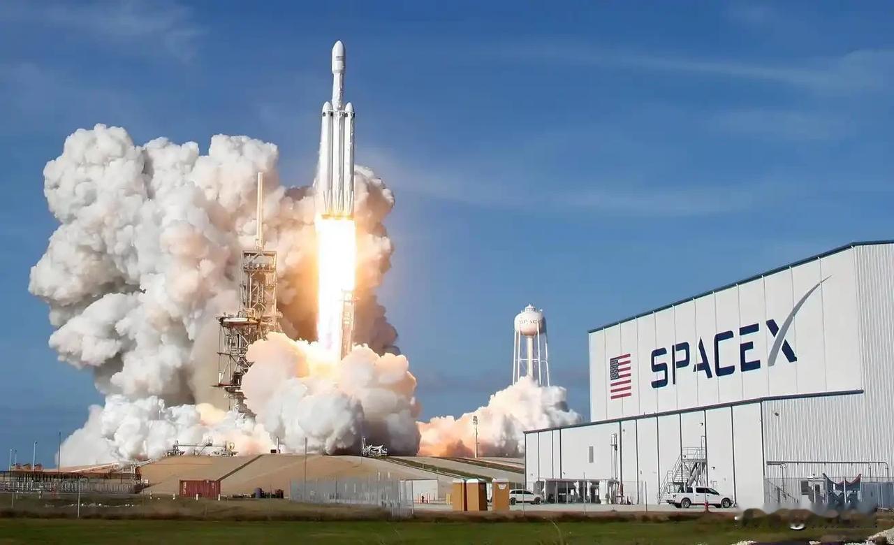股价持续走熊！SpaceX市值蒸发超1.2万亿美元，跌掉整整一个特斯拉
 
上市