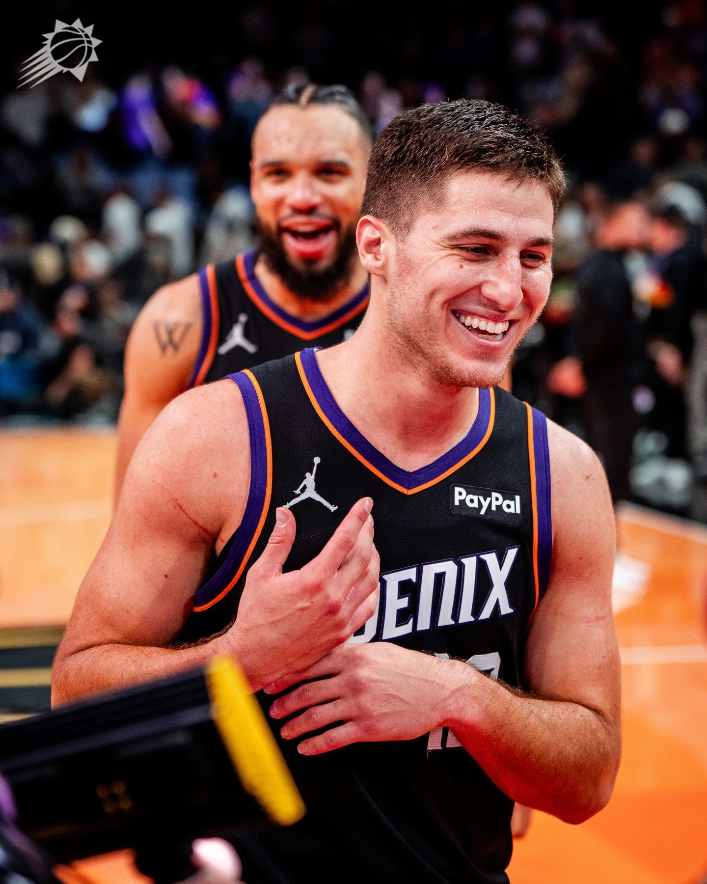 早安☀️，太阳球迷们！From： The Villain & Villain J