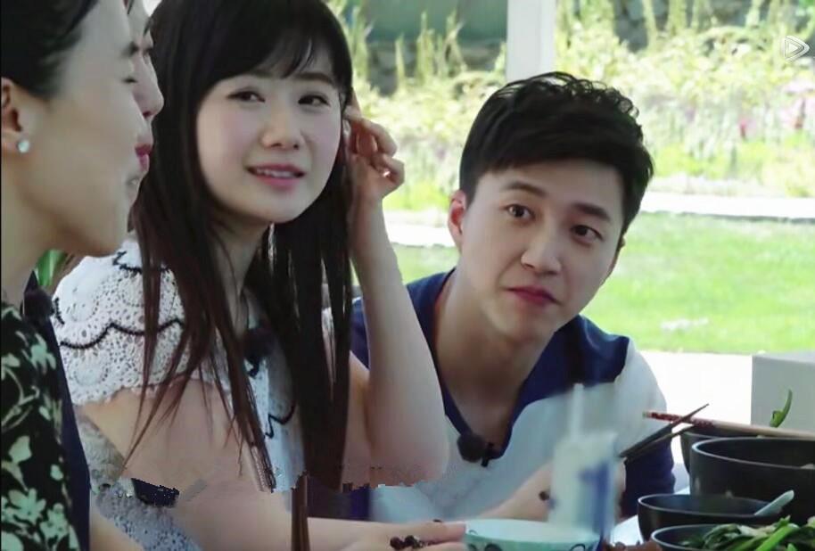 江宏杰帅气，福原爱可爱，有些画面他们好像偶像剧里的男女主角，其实他们挺配的。江宏