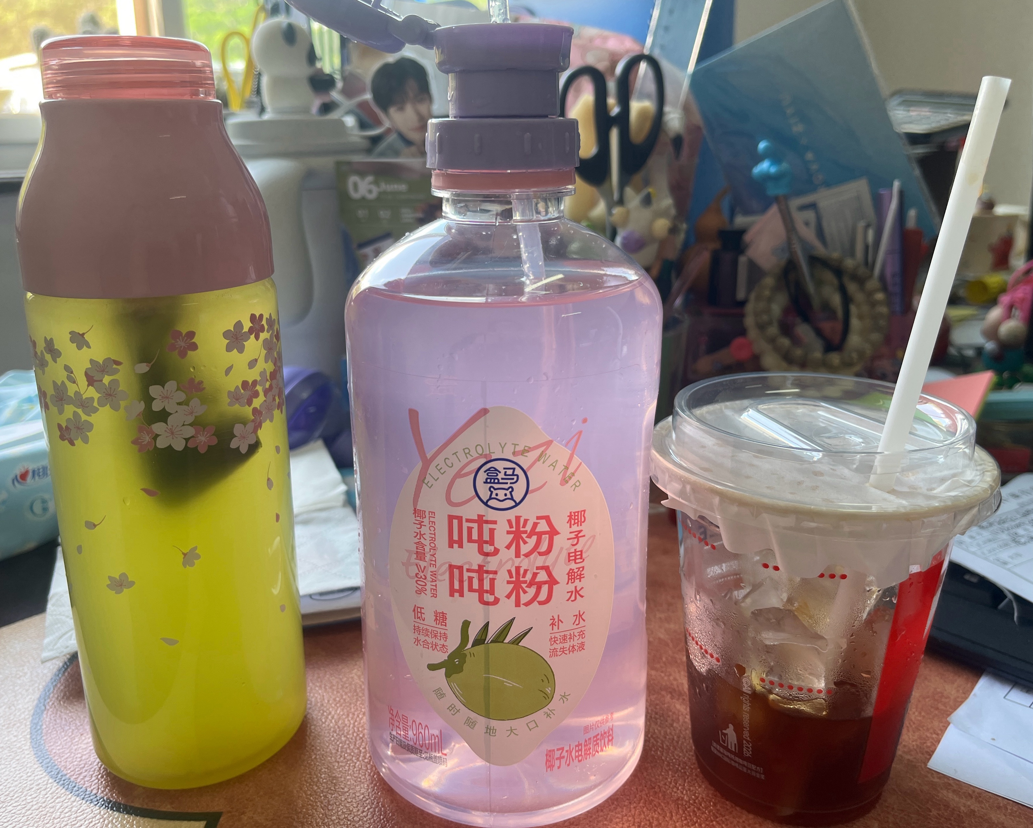 上午的供水任务咖啡已经第二杯了！ 