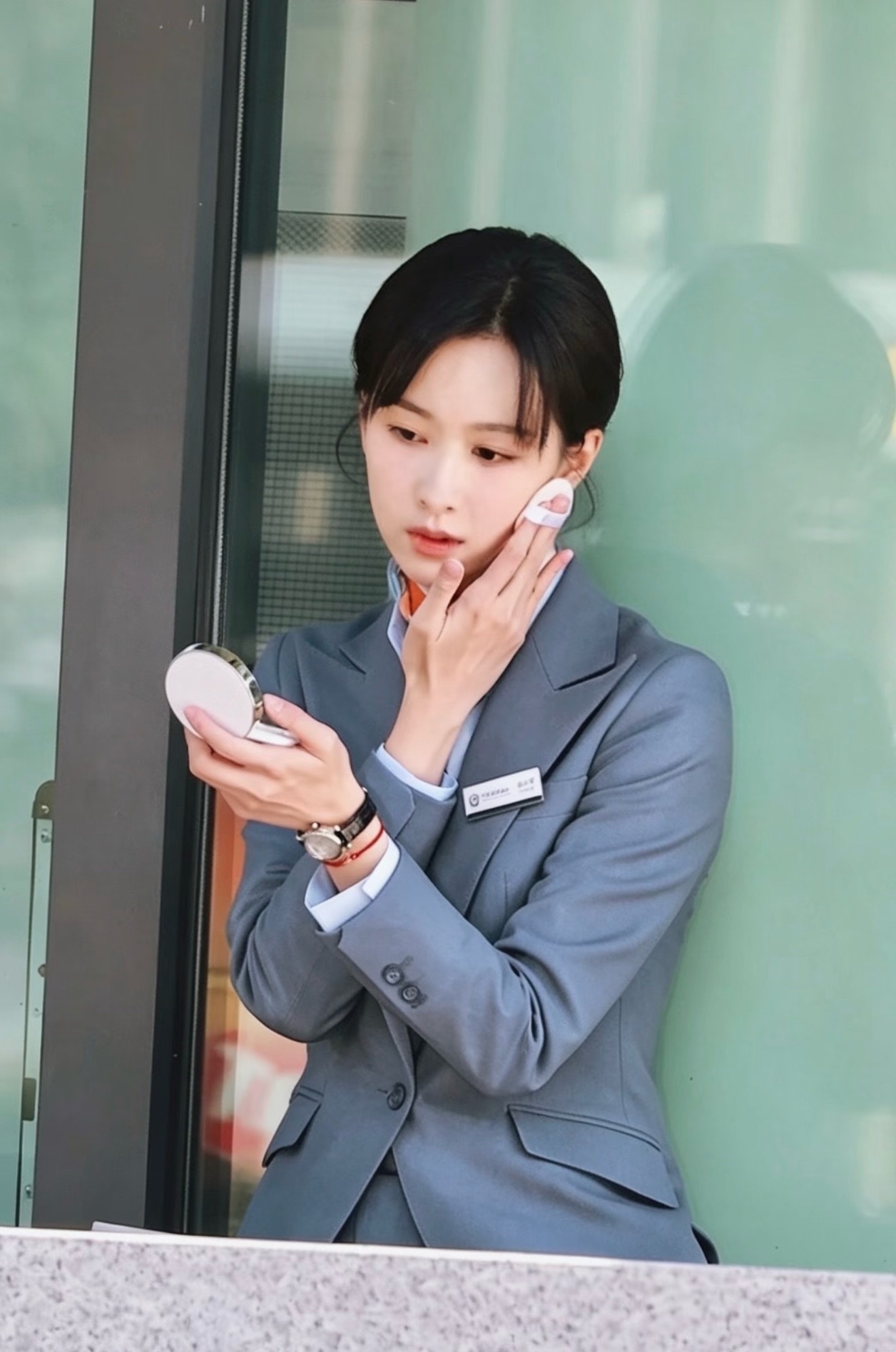 好迷人的制服九陈都灵 陈都灵余九琪 陈都灵冬风吹又生 ​​​