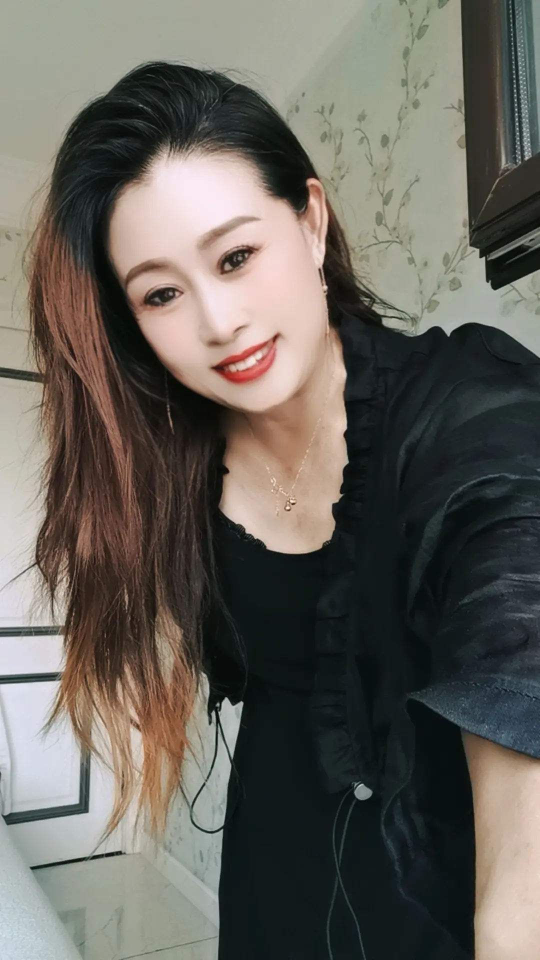 无眠的夜里被回忆所困