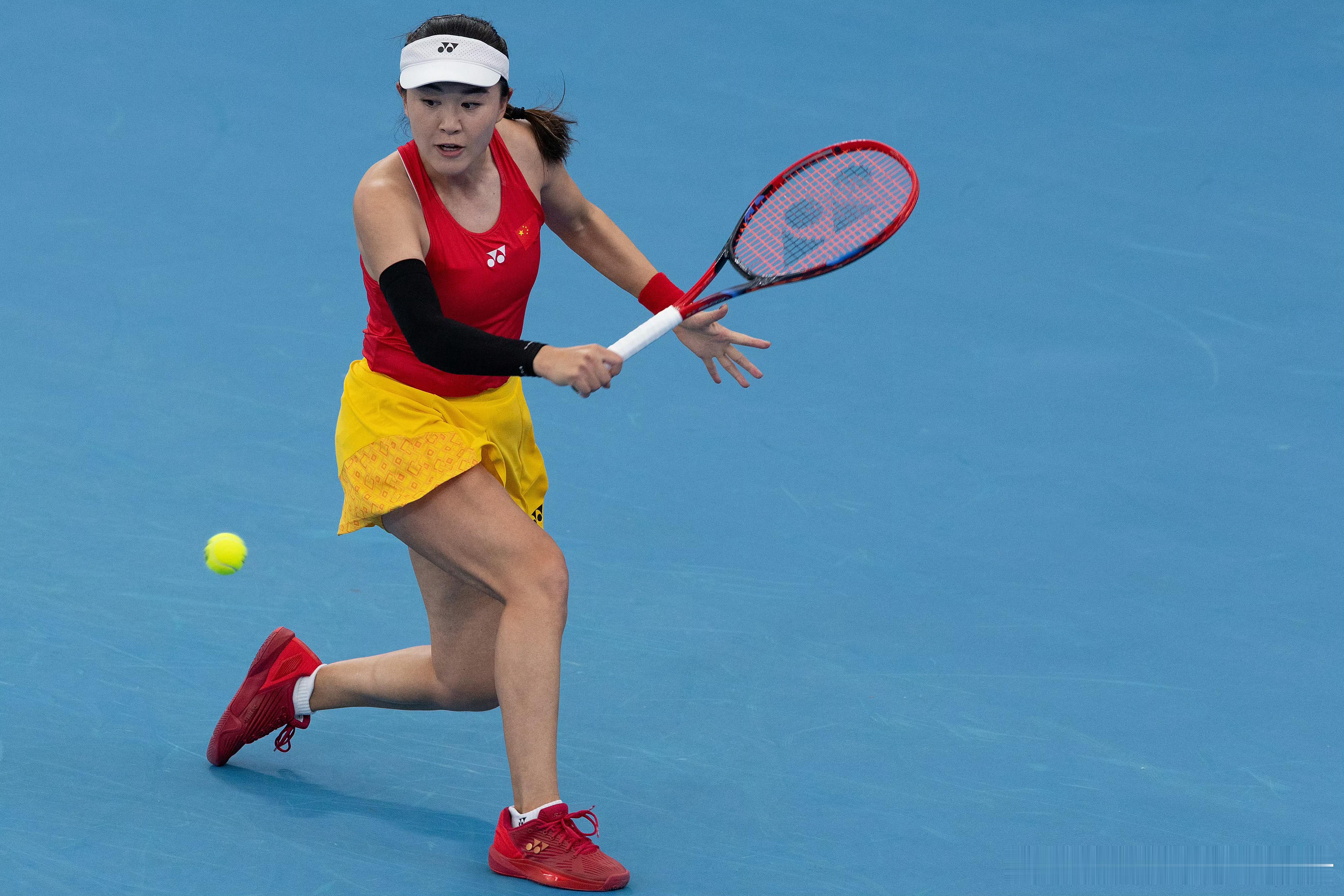 联合杯中国vs加拿大朱琳6-2姆博科2026联合杯网球talking大会