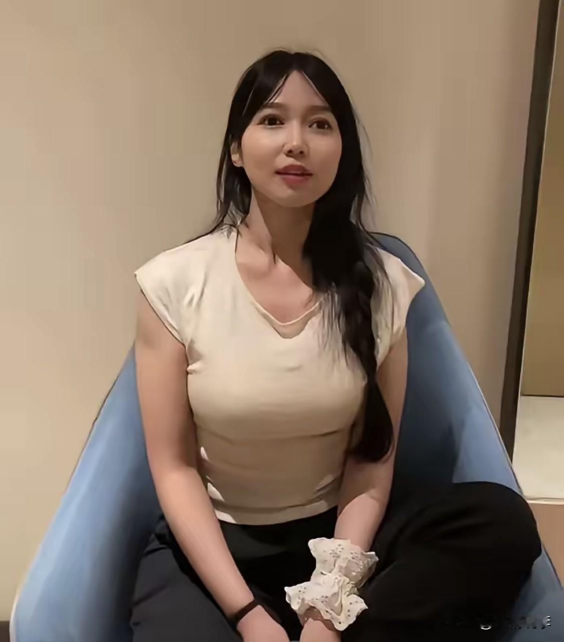 抱抱盲兔和她的同伙刘某某，为什么被处罚的得如此之重？

江某某（抱抱盲兔）和刘某