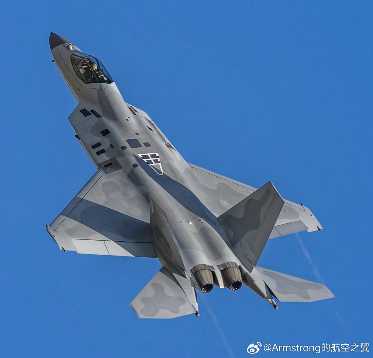 KAI将在月底下线首架KF-21生产型。 