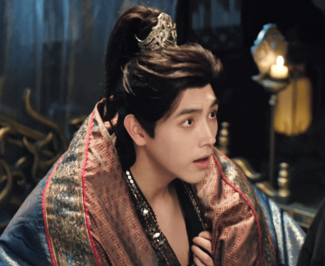 段胥正宫的地位勾栏的做派 反差戏码，段胥秒变“宠溺小狗”，从高冷boss到撒娇精