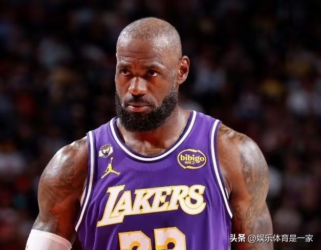 “他把岁月打得狼狈不堪！”斯波盛赞詹姆斯：1611场，还在创造奇迹！

今日湖人