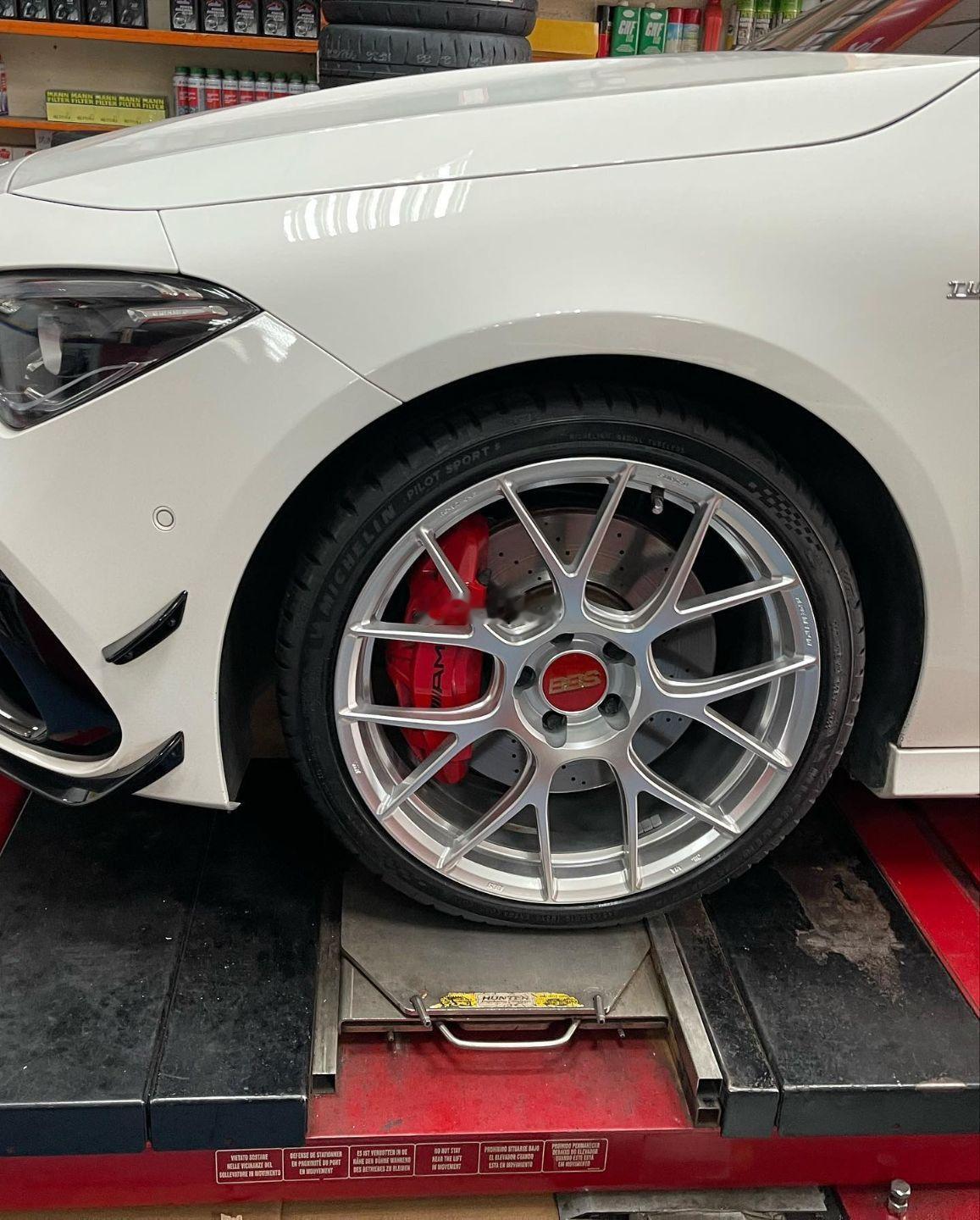 全新 在库  BBS 正品授权经销商銀色百搭不花俏.好看耐看最重要日本BBS R