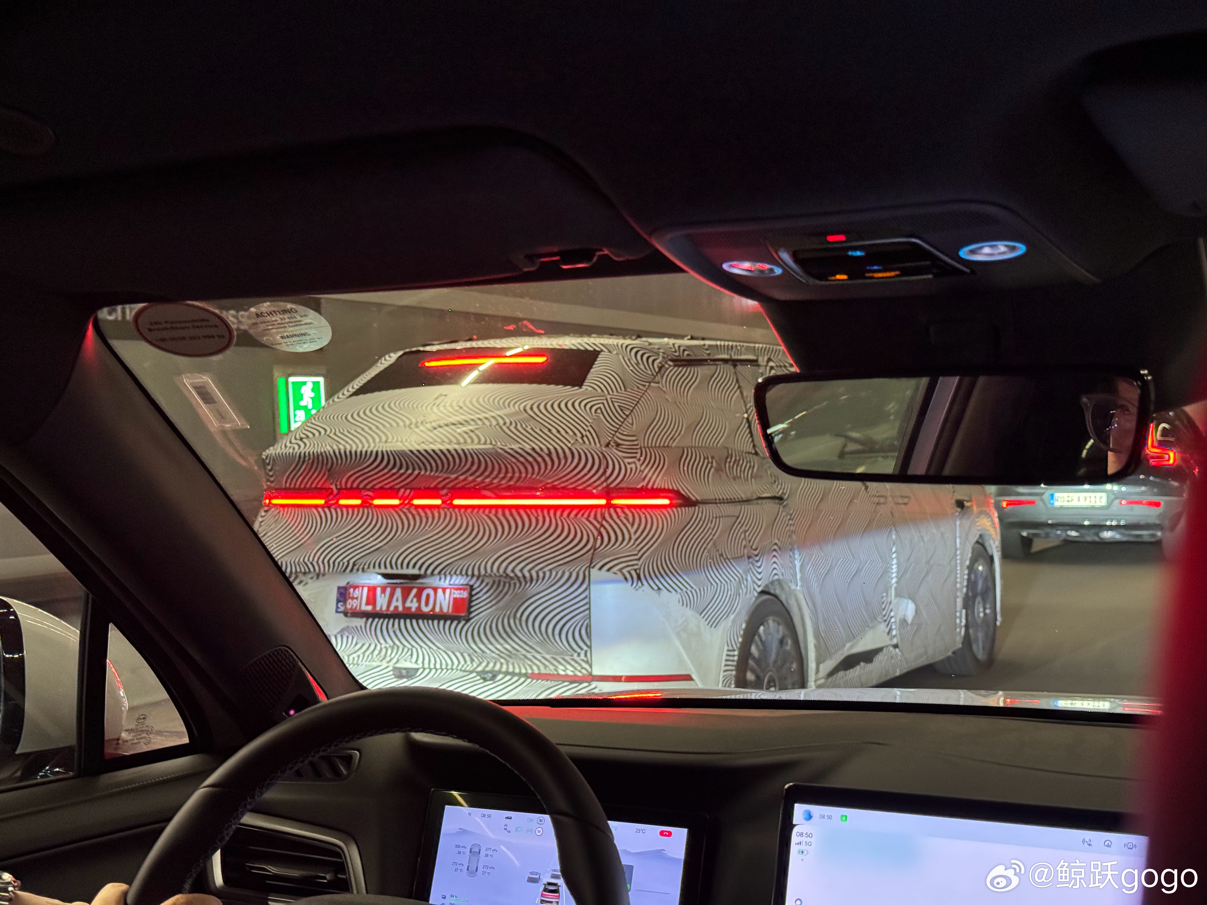 在慕尼黑活捉X9测试车，但上了个瑞典牌👏👏大v聊车新能源汽车