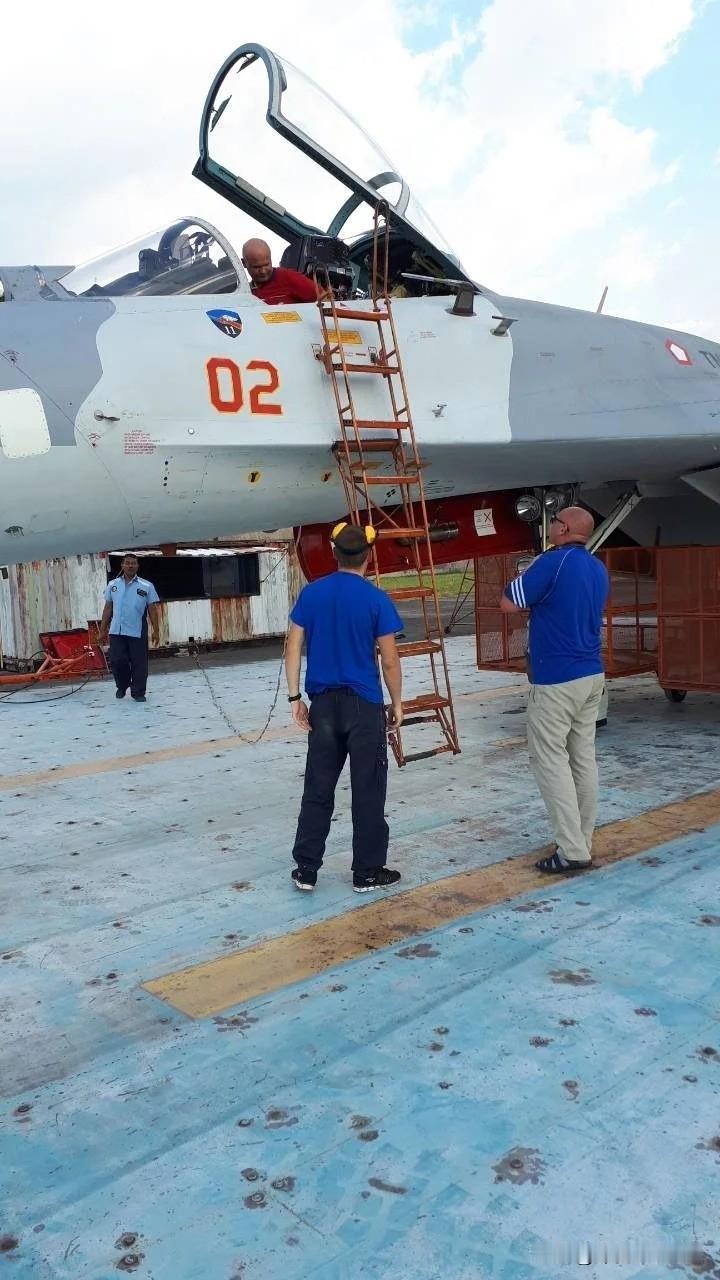 印尼空军Sukhoi Su-27p侧翼