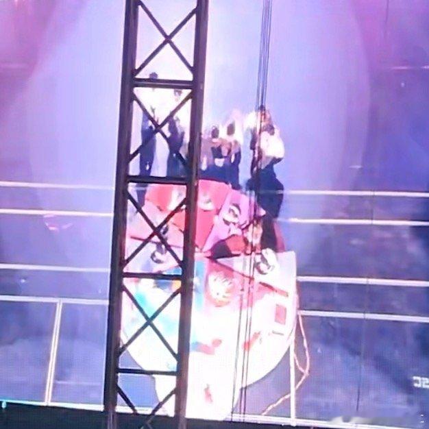 你们找一下时代少年团在哪 