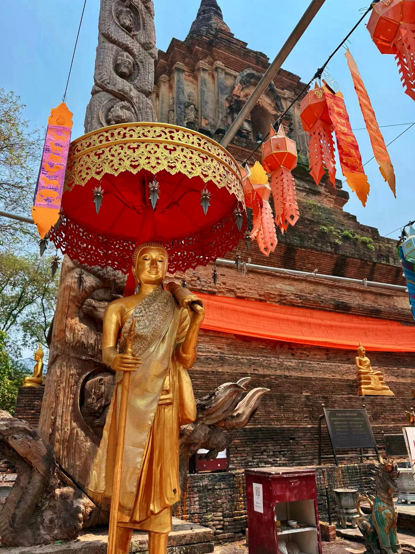 今日为佛教重要节日วันวิสาขบูชา【卫塞节】，愿保持一颗寂静安详的心境?