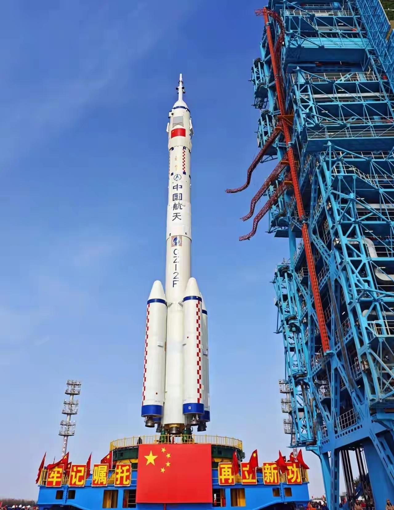 这次的神舟二十二号，
太让人意外了！
不仅没有航天员，而且还能在空间站
完成无人