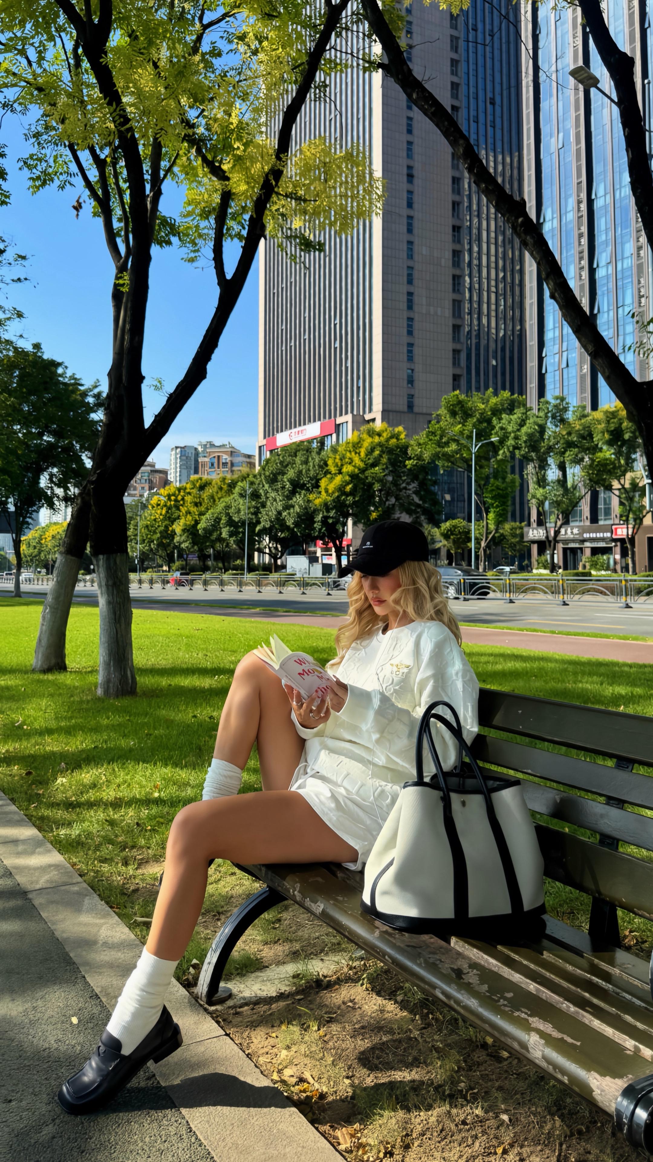 夏天 拜托你融化掉女孩们更多的悲伤吧。