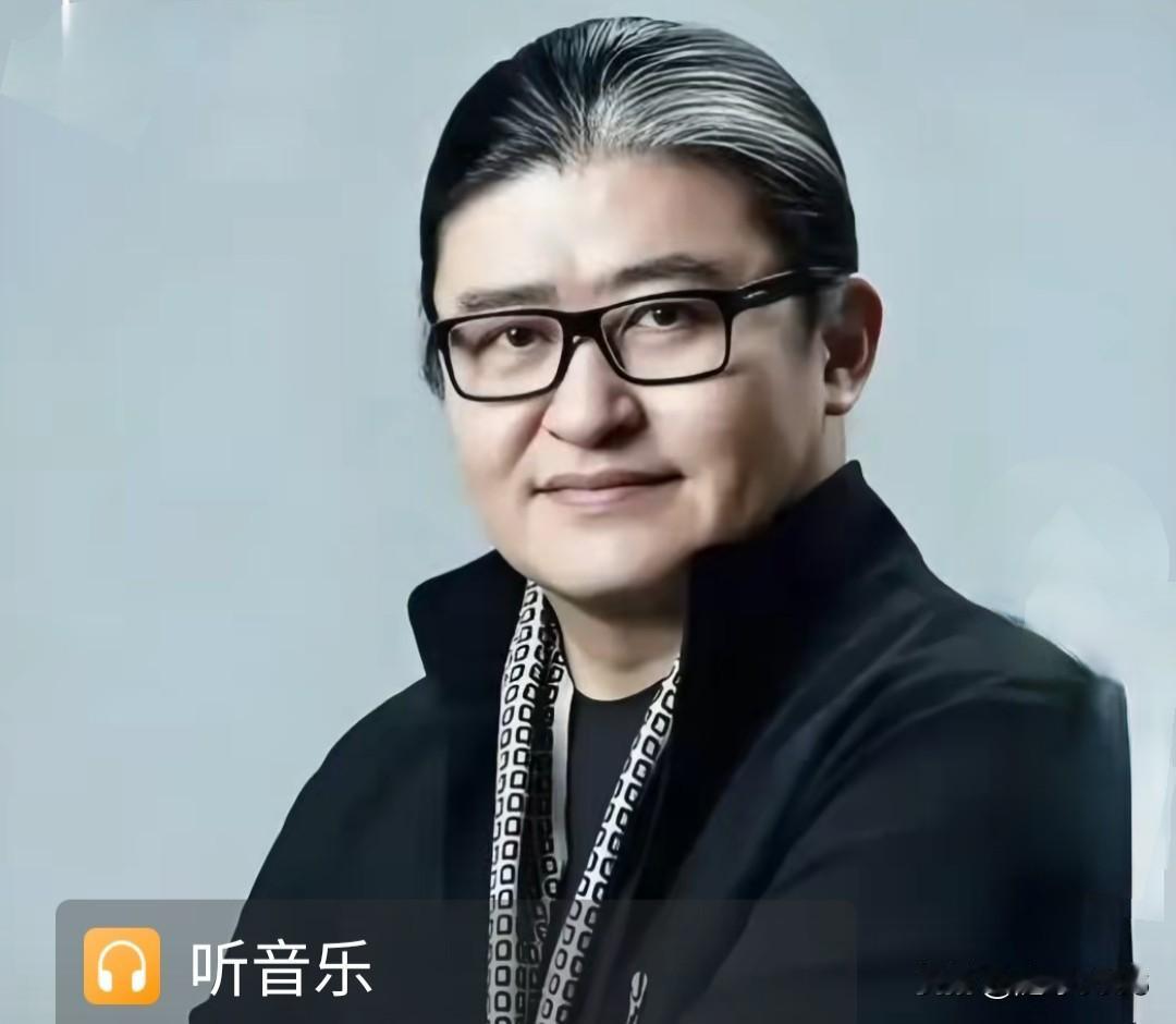 听了一上午刘欢老师的歌，不停地流泪，以后想看到他，只剩听他的歌来怀念他了。

从