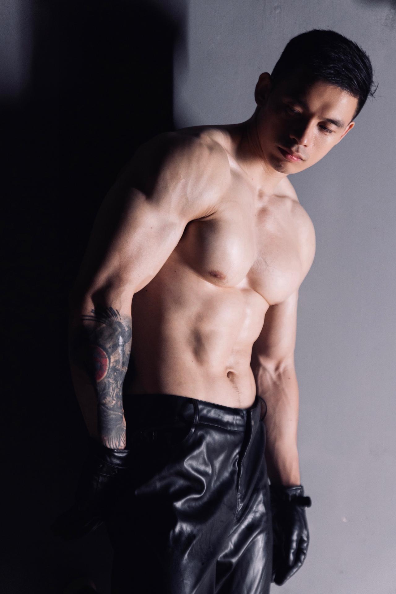 享受这夜晚吗腹肌杀 腹肌控禁欲系 腹肌线条