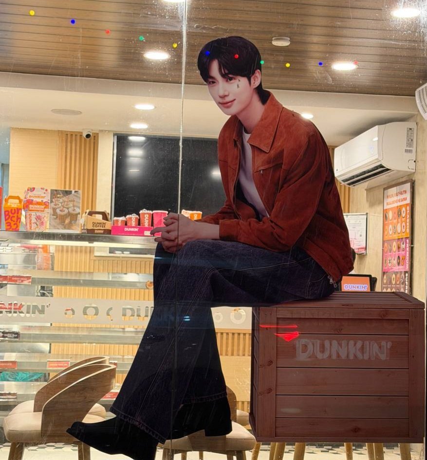 边佑锡 🩵 向全世界安利边佑锡Dunkin'PH新的海报，太帅了吧🫠🫠© 